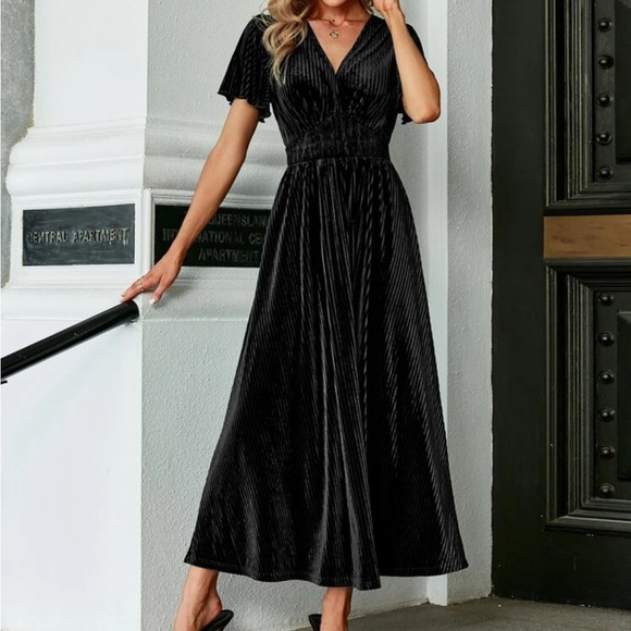 Luxe burnt orange velvet V neck butterfly sleeve dress LAST FEW - Picture 8 of 16